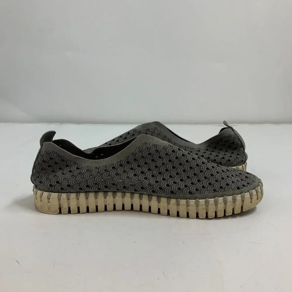 Ilse Jacobsen Women's‎ Hornbaek Tulip Laser Cut Slip On Flats SIze 10/41